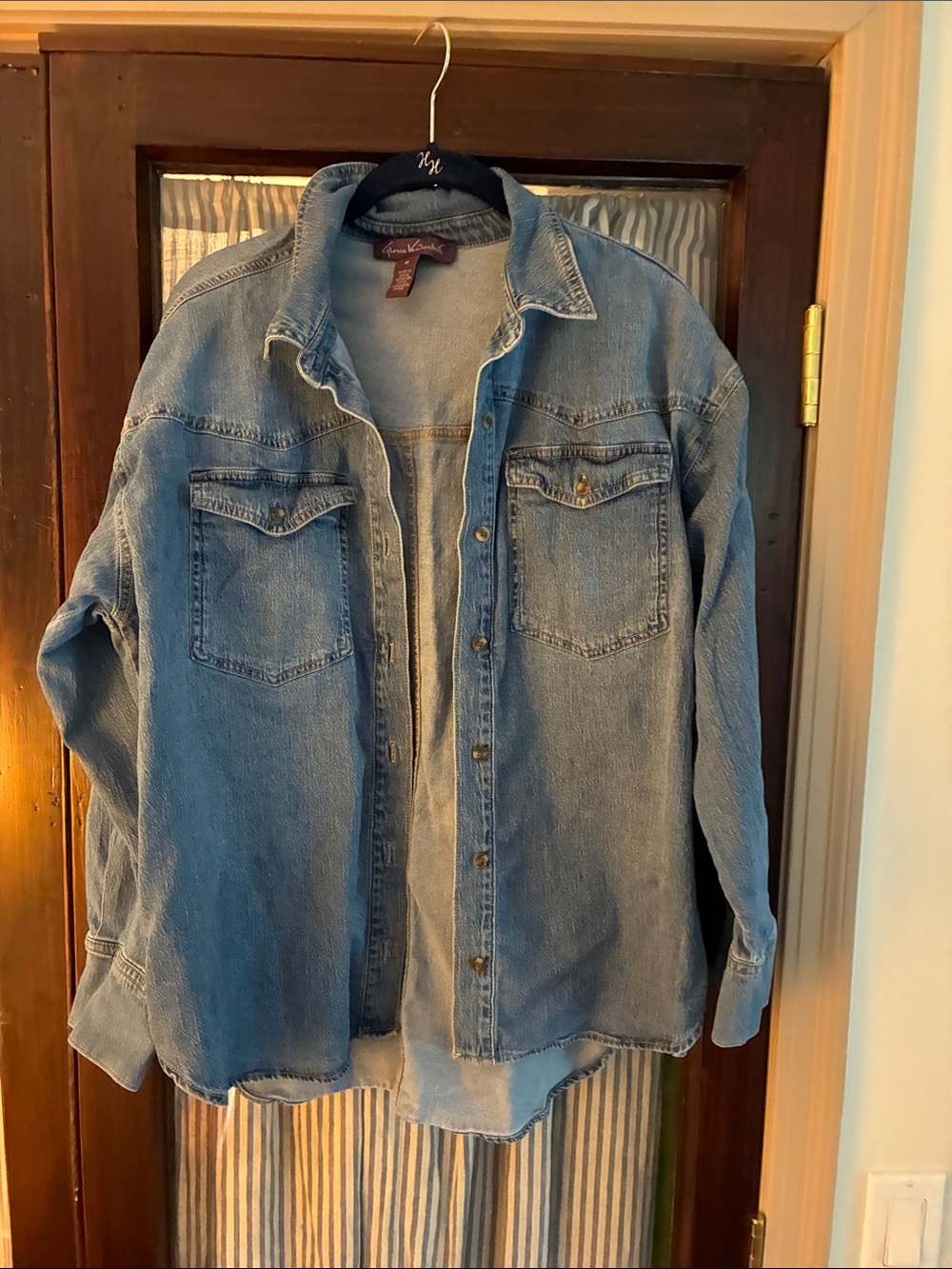 Gloria Vanderbilt Light Blue Denim Button-Down Shirt